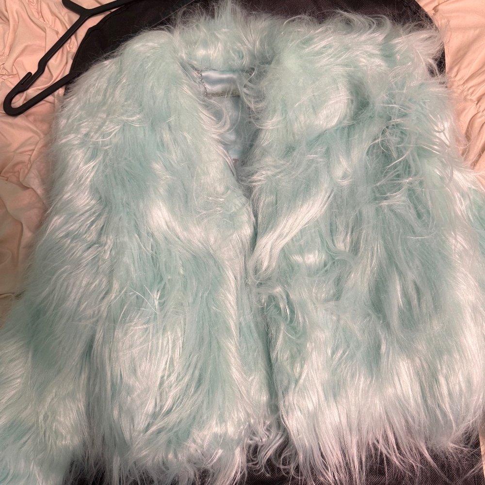 Taylor Swift Fur jacket. Youth Small